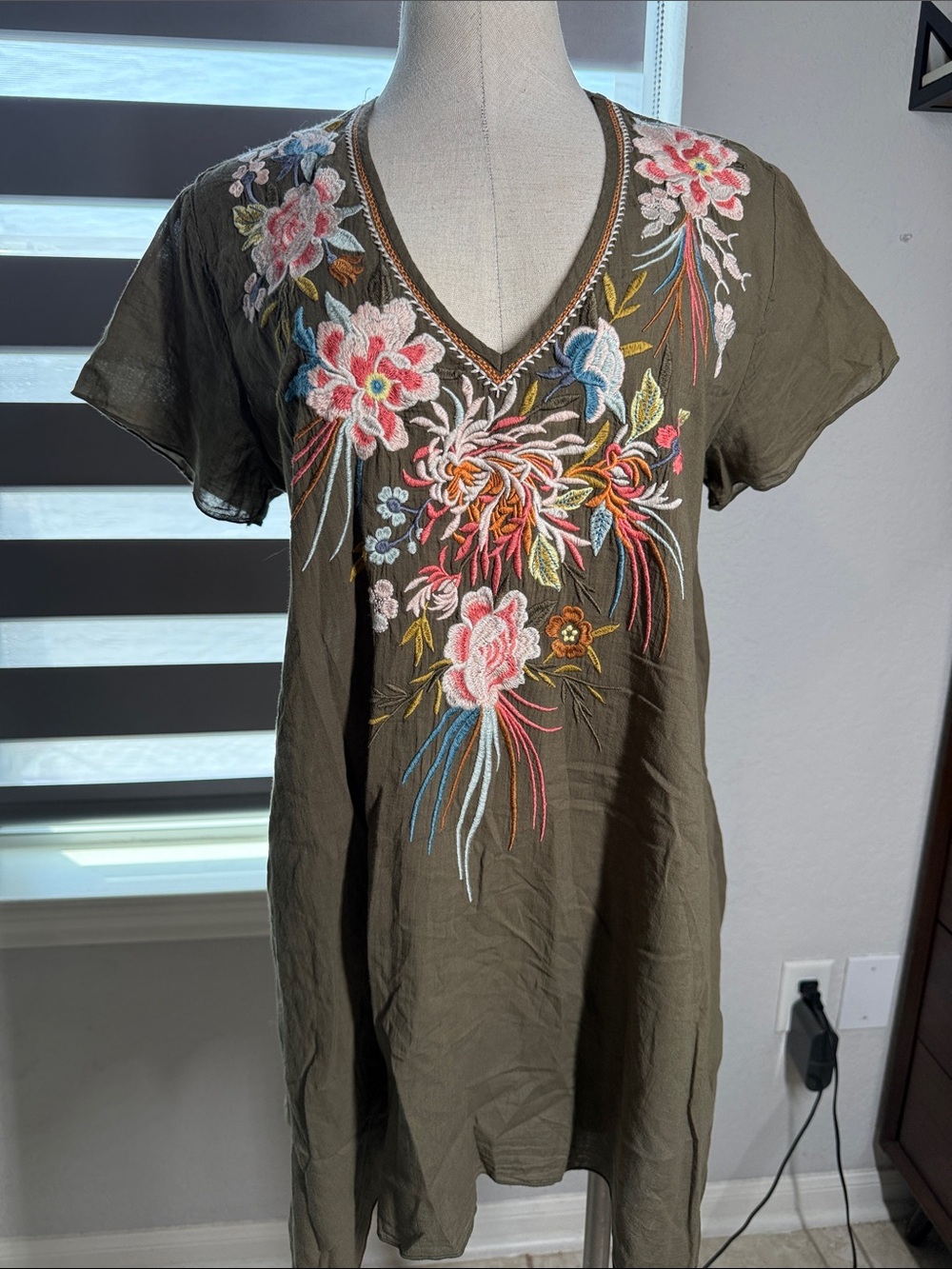 Johnny Was green embroidered tunic top